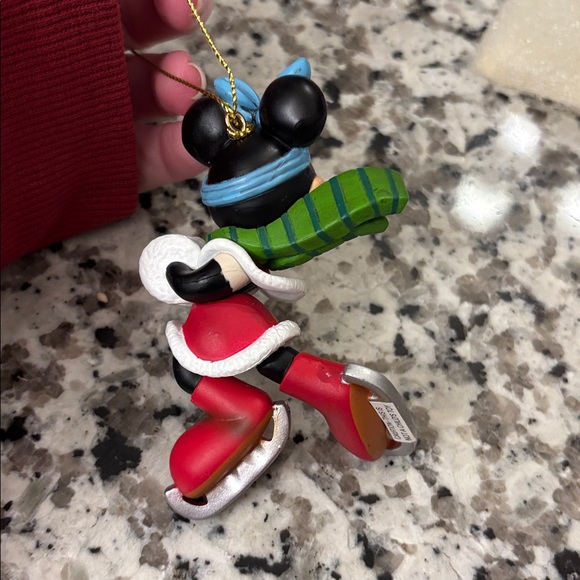 Christmas Magic Disney Minnie ice skating ornament - Picture 2 of 3